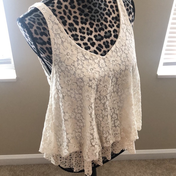 Lace Tank Top - Picture 2 of 8